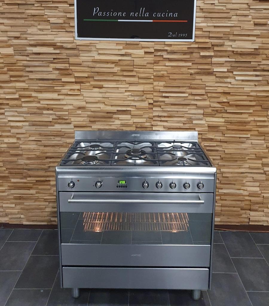 🔥Luxe Smeg Fornuis 90cm RVS 1 elektrische oven 5 pits, Elektronische apparatuur, Fornuizen, Ophalen, Hete lucht, 60 cm of meer