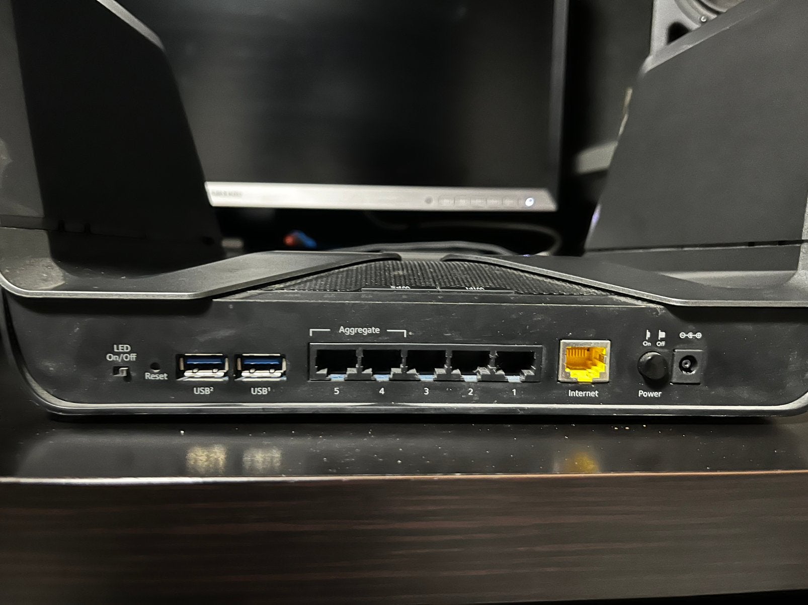 Routeur WiFi 6 Netgear Nighthawk AX8 RAX80 – Excellent état, Informatique & Logiciels, Routeurs & Modems, Comme neuf, Routeur