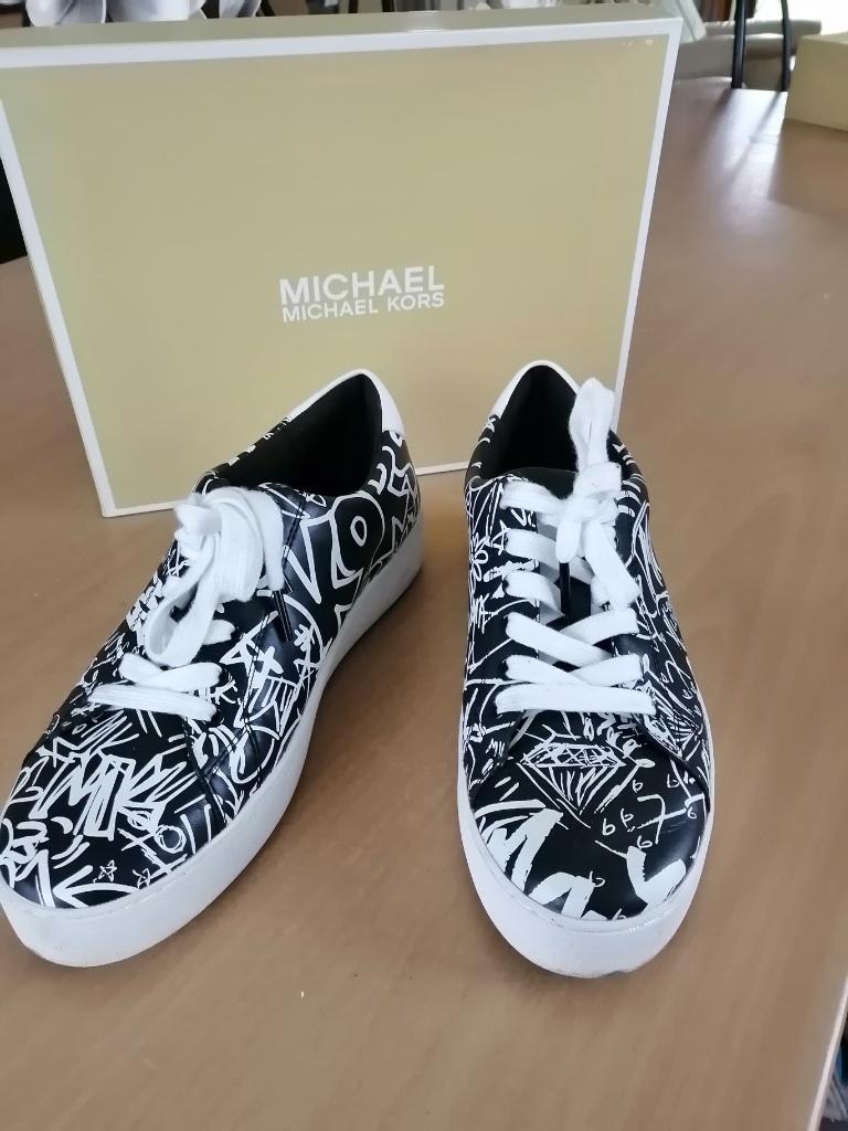 Michael Kors sneakers, Kleding | Dames, Schoenen, Ophalen of Verzenden, Nieuw, Sneakers