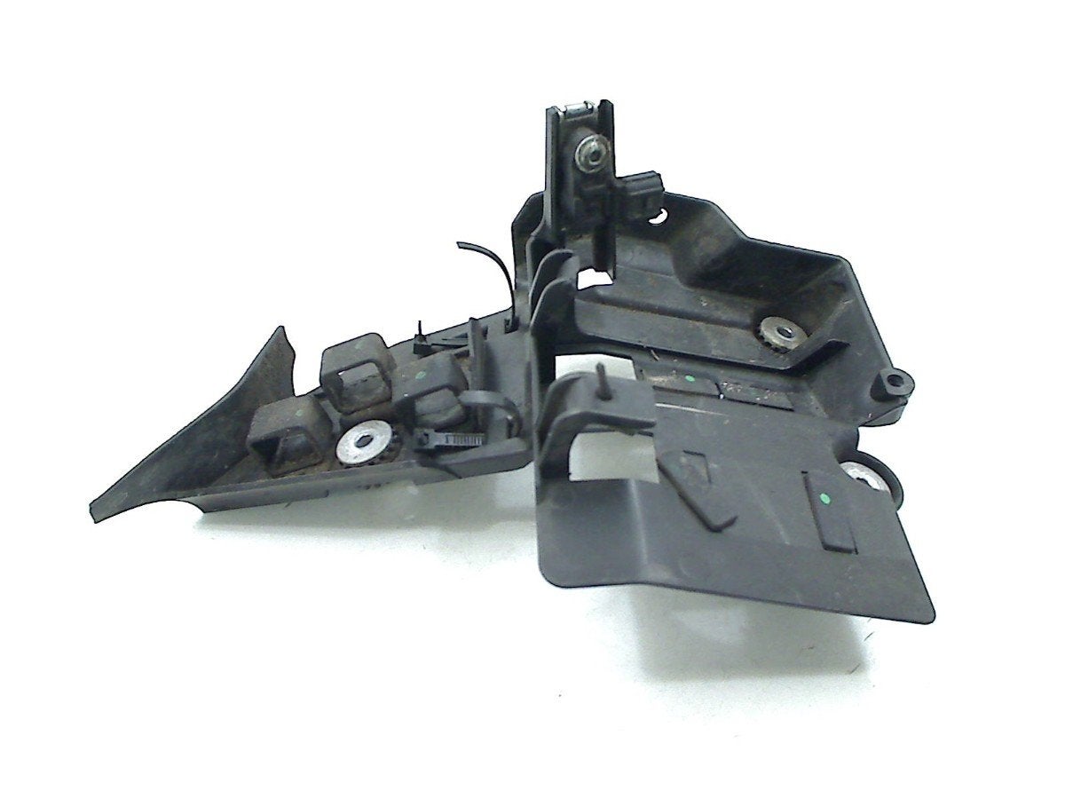 CARENAGE PANNEAU INTERNE Ducati (54410132a), Dhr. S. di Majo, Utilisé, Info@cama-motorparts.nl, P.J. Troelstraweg 8 8
3144 CX  MAASSLUIS, NL