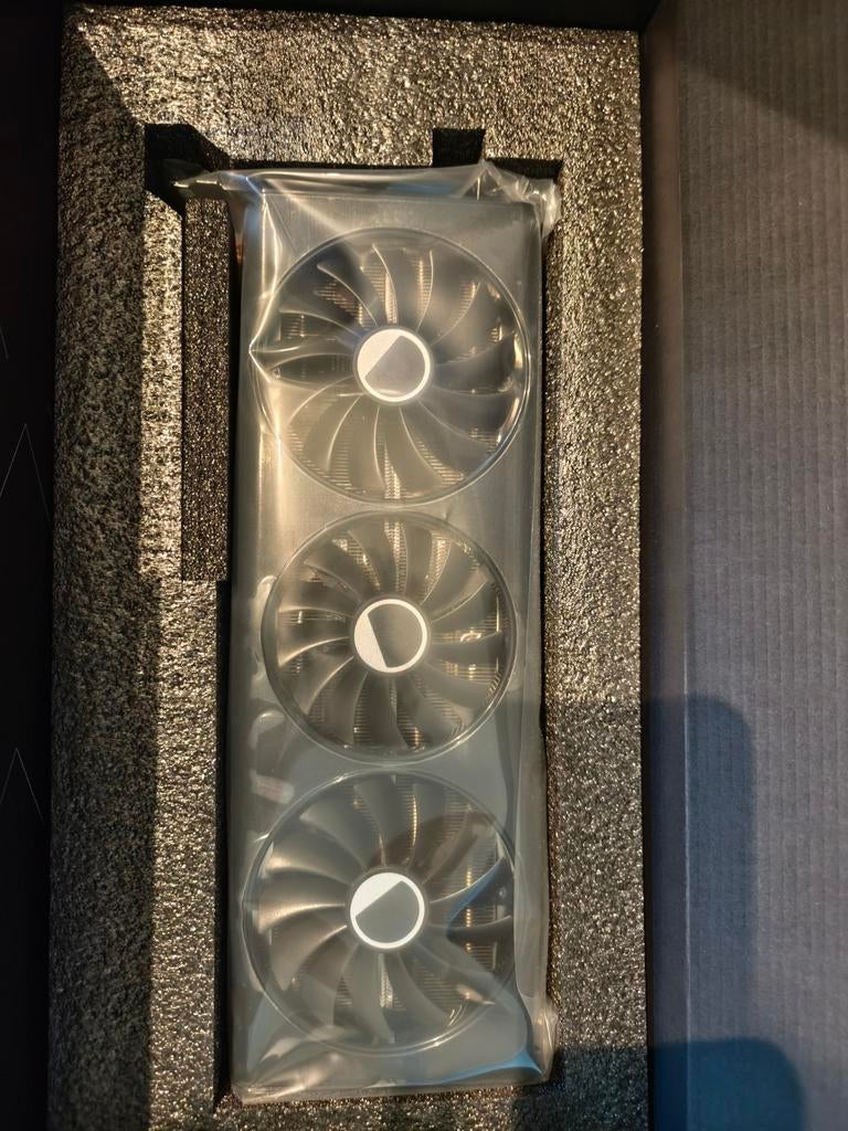Rx 7800xt xfx qick319 NEUVE (négociable), Enlèvement