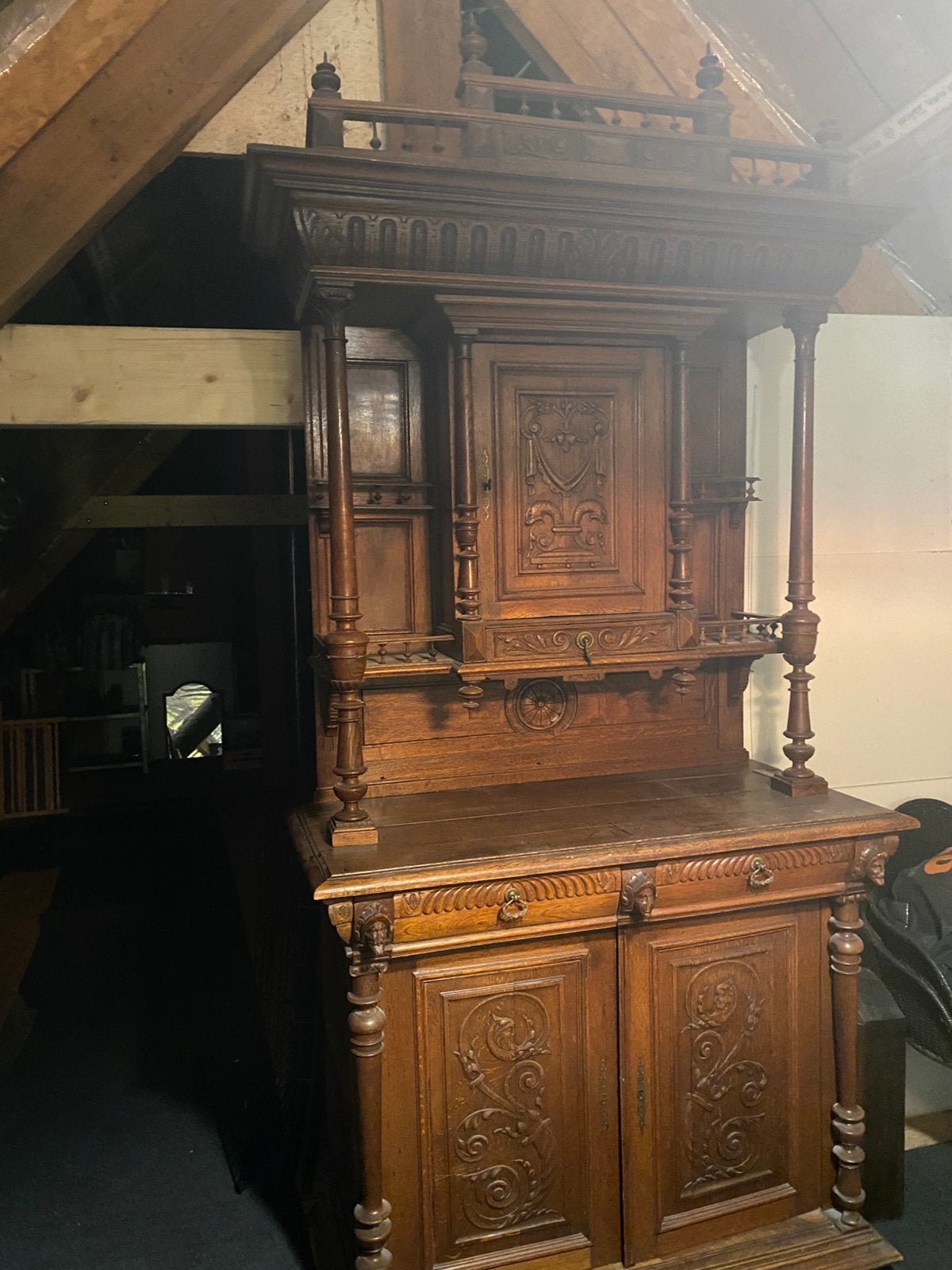 Mechelse Kast, Antiek en Kunst, Ophalen