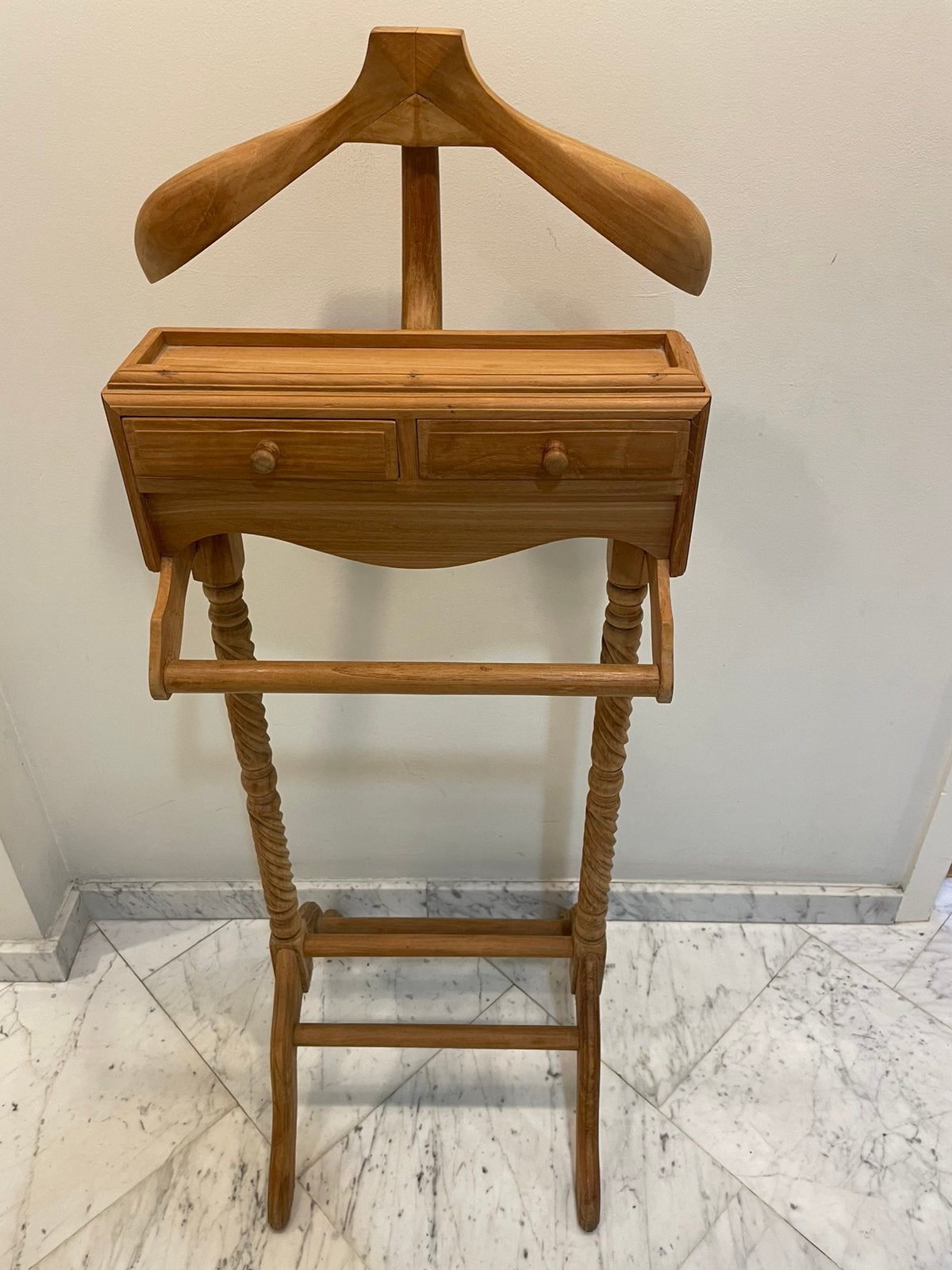 Valet de chambre à deux tiroirs, Enlèvement, Comme neuf, Teck