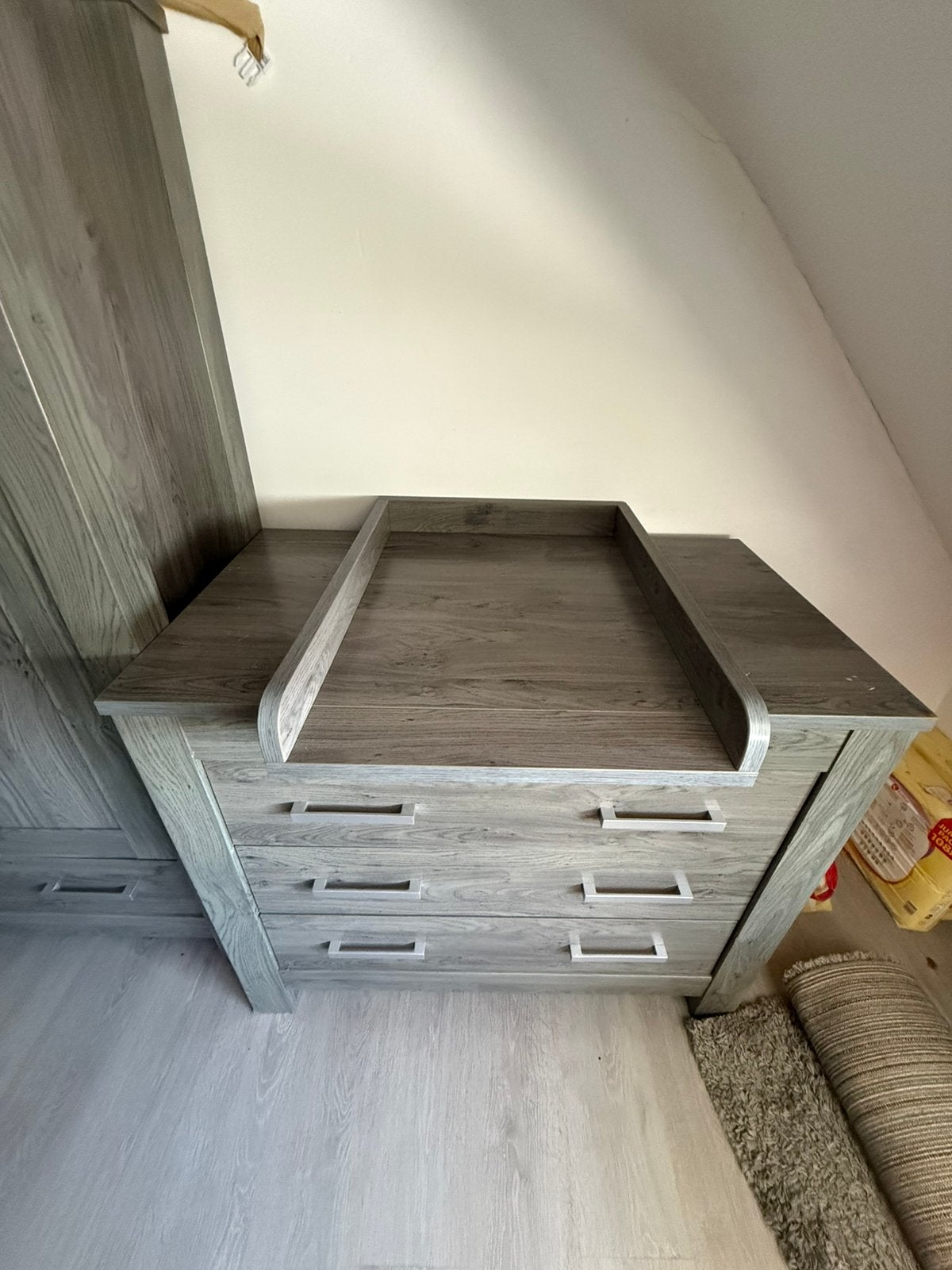 Kleerkast + commode met 3 lades, Kinderen en Baby's, Ophalen, Gebruikt, Jongetje of Meisje
