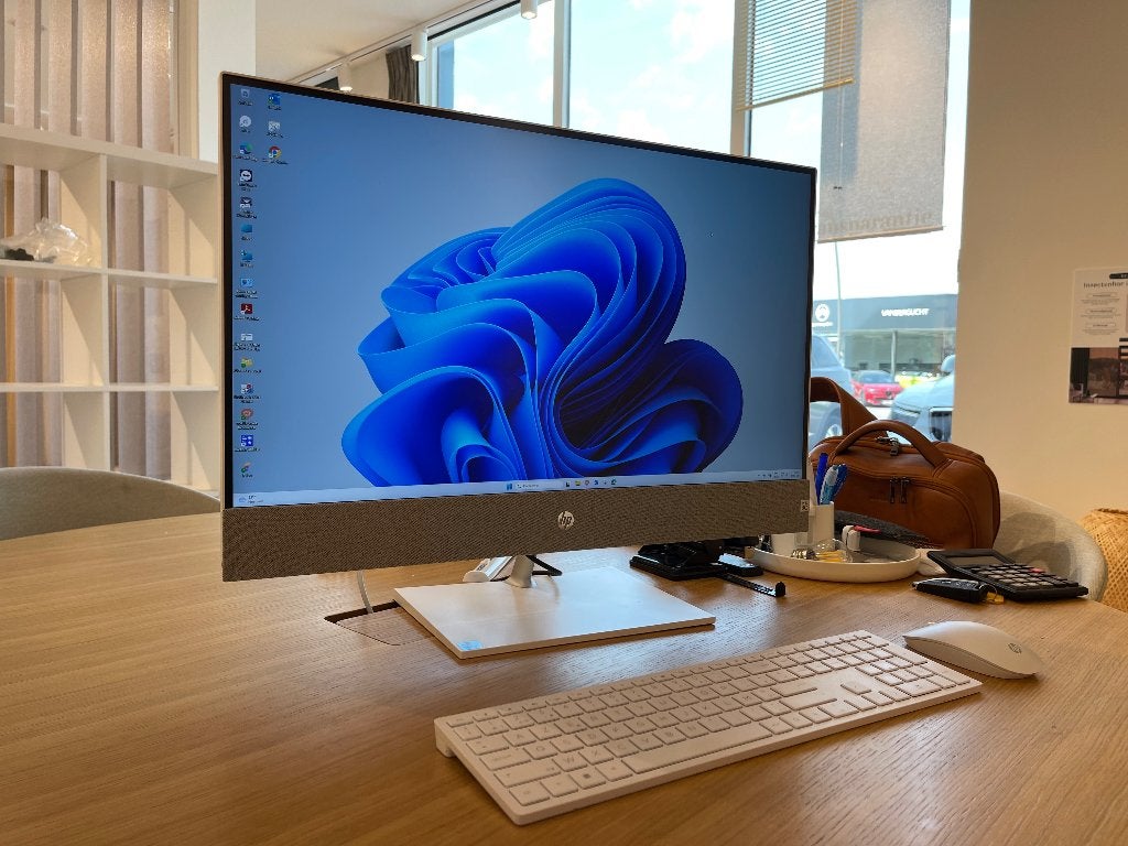 HP All-in-One 27” i7-13700 – État impeccable –, Ophalen, Gebruikt, HP