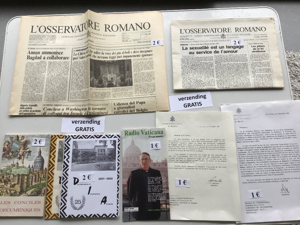 Vaticaan en Rome : diverse brochures en documentatie, Ophalen of Verzenden