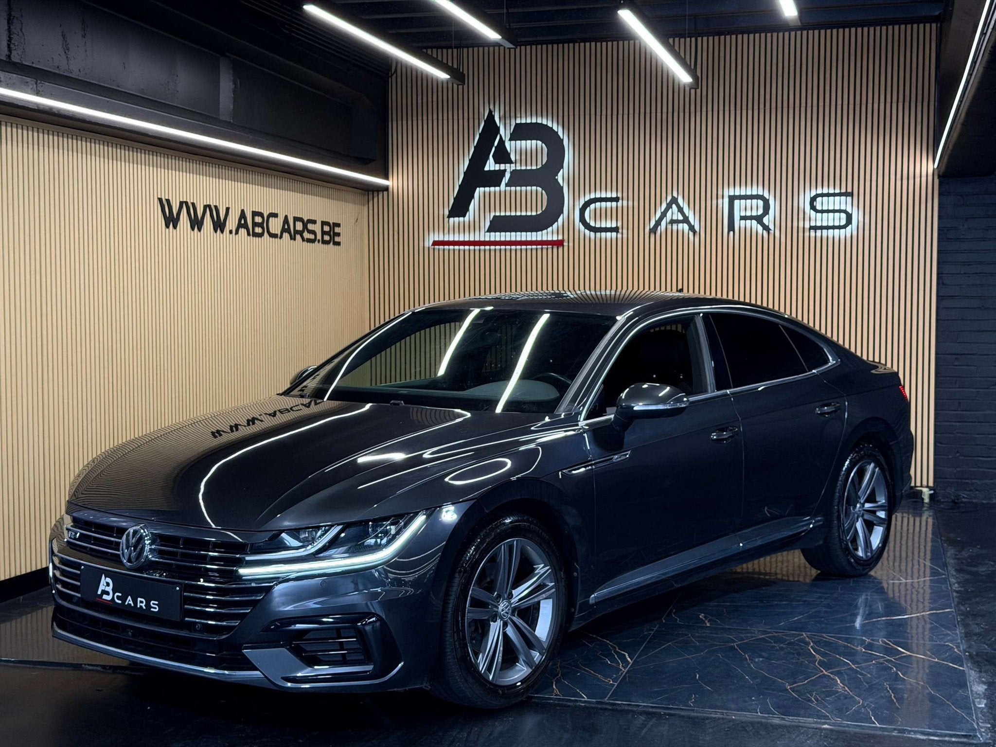 Volkswagen Arteon 1.5 TSI ACT R-Line DSG * GARANTIE 12 MOIS, Cuir, Argent ou Gris, Entreprise, Noir