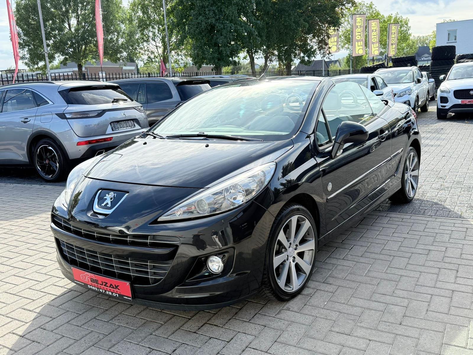 Peugeot 207cc roland garros 1.6i 93.000km 1j garantie, Auto's, Peugeot, Euro 5, https://public.car-pass.be/vhr/4e8ba6ac-068f-4ca2-ab6d-ec19953484f9