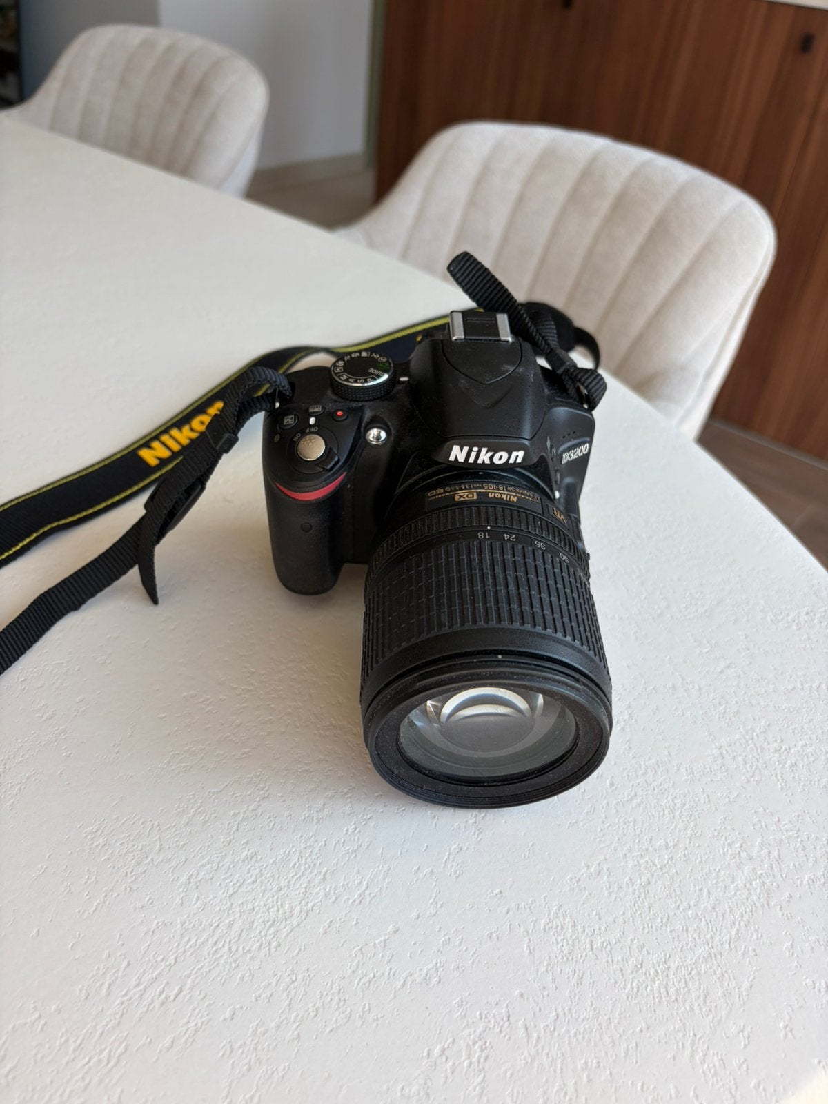 Nikon D3200 + Nikkor 18-105mm VR lens, Audio, Tv en Foto, Ophalen, Zo goed als nieuw, Handleiding, Nikon