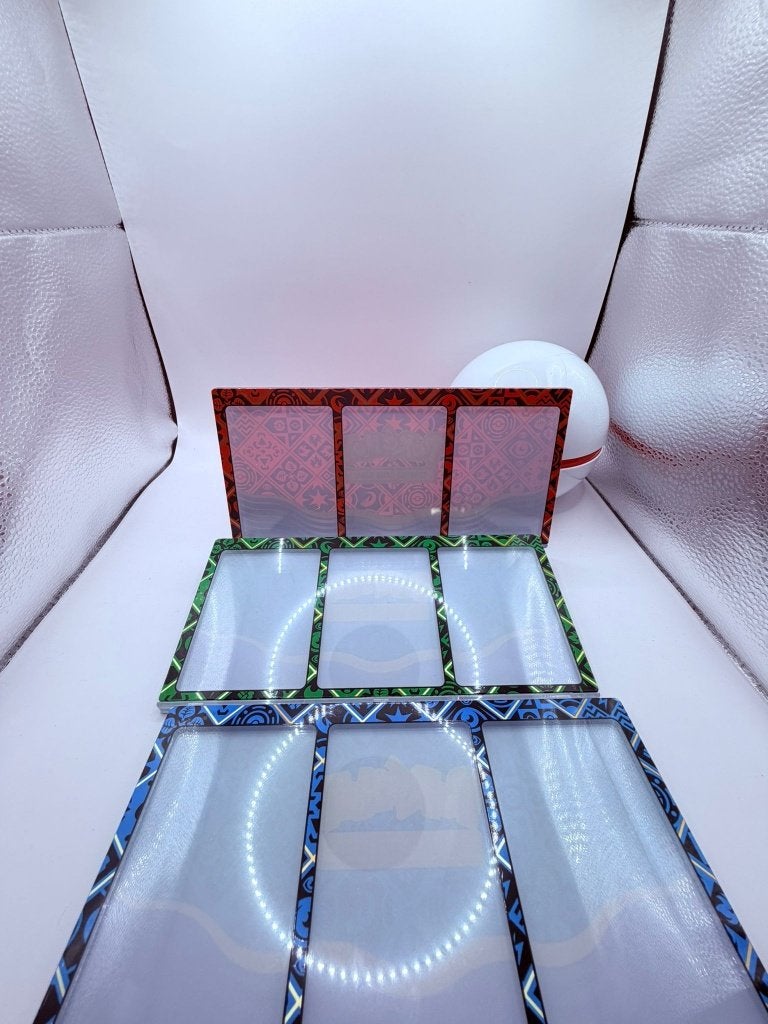 Pokémon card Displays, Ophalen of Verzenden, Nieuw, Overige typen, Foil