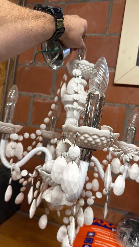 2 Witte kroonluchters voor kinderkamer, Enlèvement, Utilisé