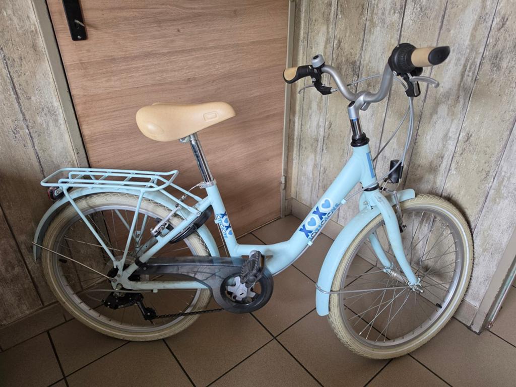 Meisjes fiets 22 inch Zo goed als nieuw, Fietsen en Brommers, Ophalen, Zo goed als nieuw, 22 inch, Versnellingen