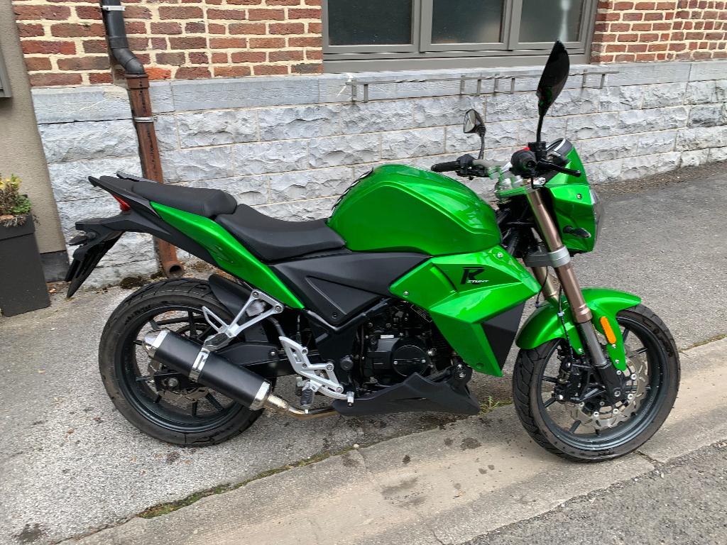 Moto MAGPOWER R-STUNT 50, Motoren, Occasion, 49 cc, 11 kW of minder, MAGPOWER