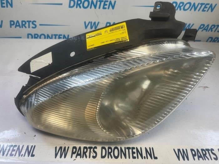 Koplamp rechts van een Citroen Xsara Picasso, Gebruikt, -, Ophalen of Verzenden, -