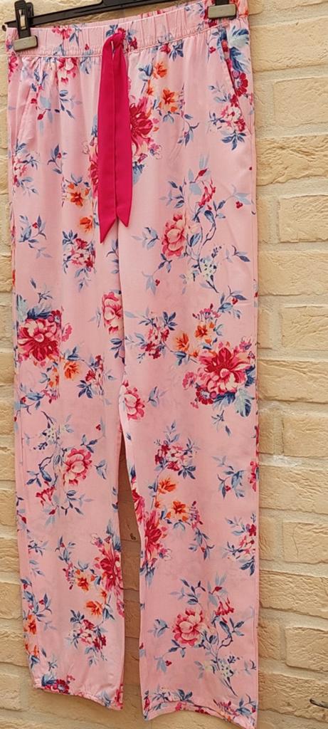 Broek maat 38/40  love to lounge, Kleding | Dames, Pyjama's, Love to lounge, Ophalen of Verzenden, Zo goed als nieuw, Maat 38/40 (M)