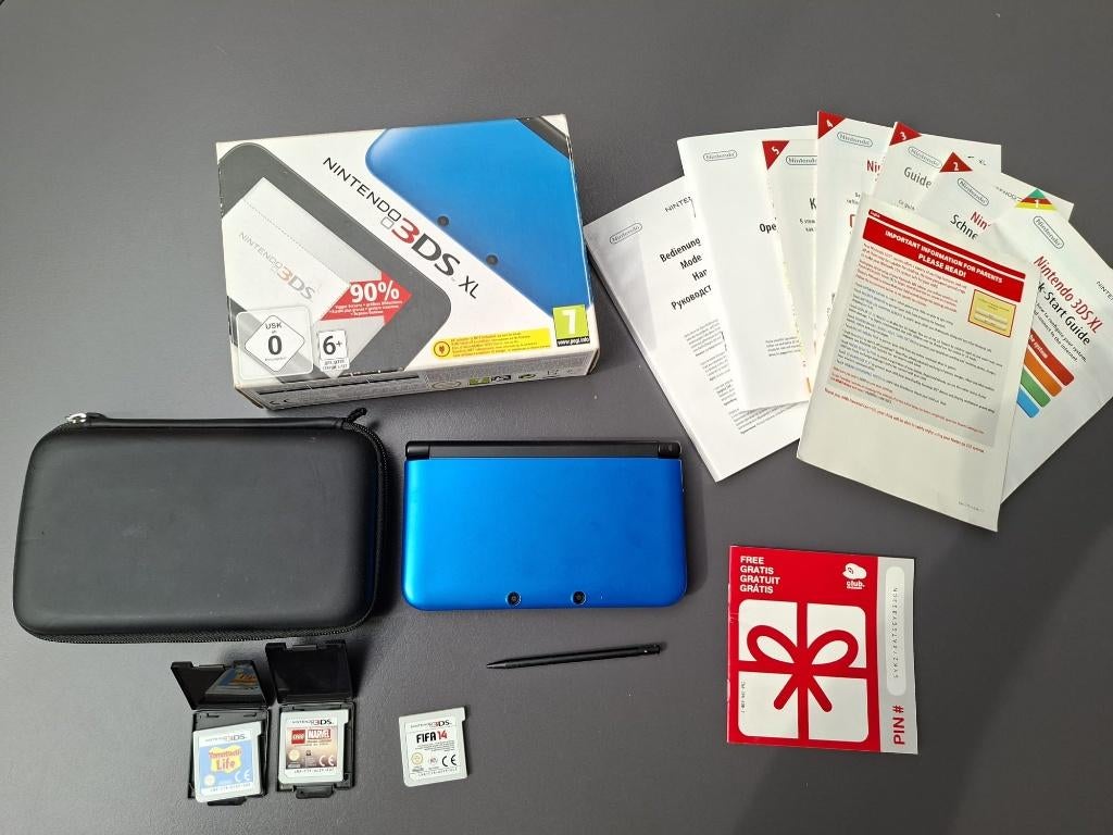 Nintendo 3ds XL, avec boîte, documents, mémoire 4G, étui, Autres modèles, Enlèvement ou Envoi, Comme neuf, Bleu