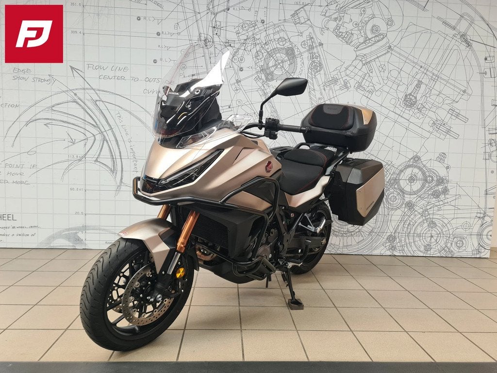 Honda NT 1100 DCT ES (bj 2025), Motoren, Motoren | Honda, Bedrijf, Meer dan 35 kW, Toermotor, 1100 cc