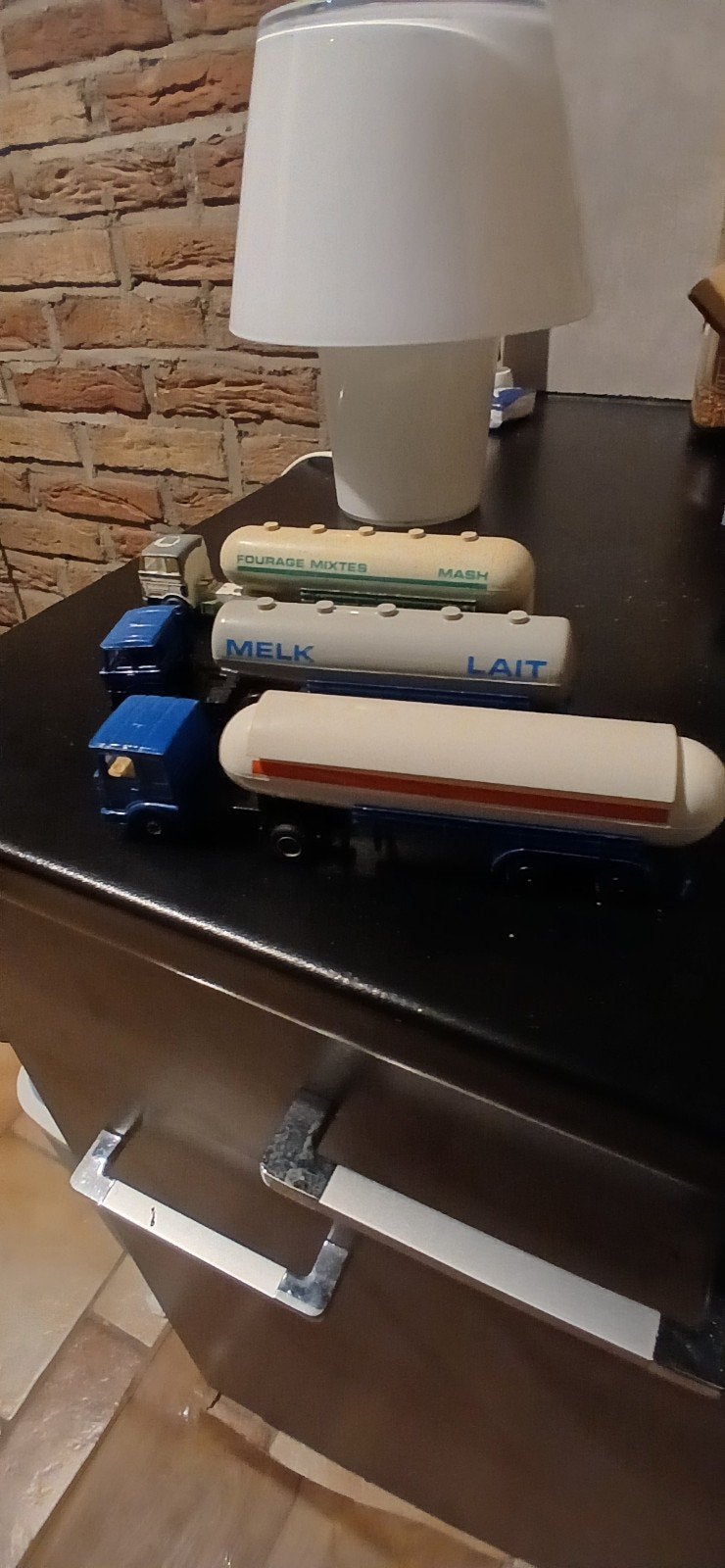 : Lot 3 Camions Citernes Vintage Majorette 1/100 (Saviem &, Ophalen of Verzenden
