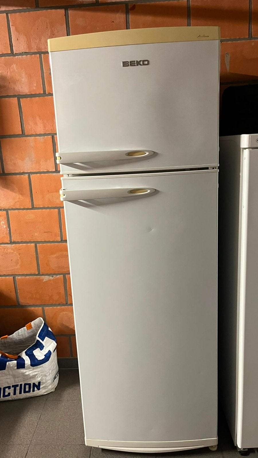 Beko koelkast, Ophalen, Zo goed als nieuw