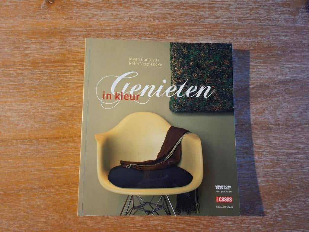 Boek genieten in kleur, Ophalen of Verzenden, Gelezen