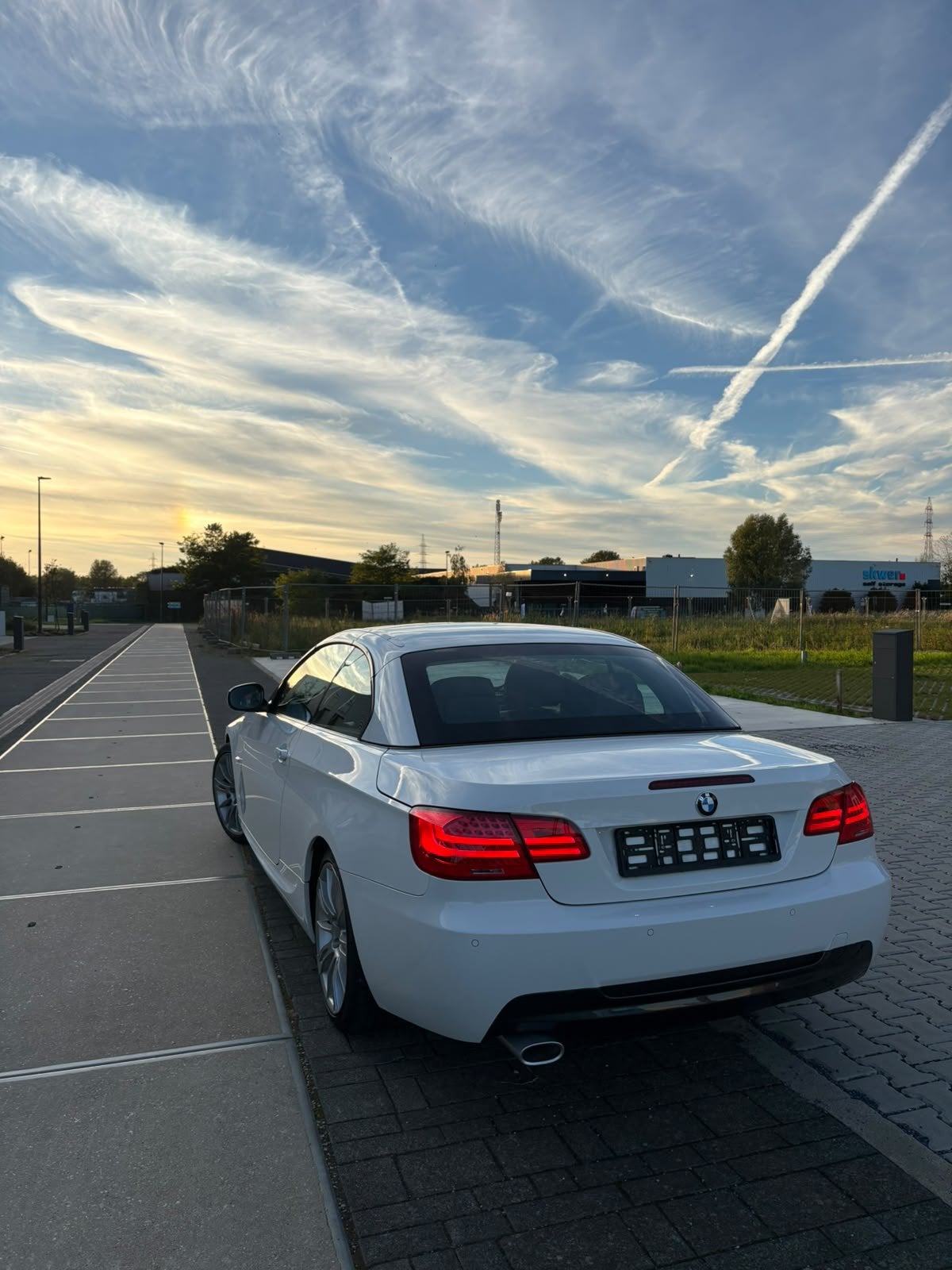 BMW 320D Cabrio ** M pakket ** Automaat E93 Facelift), Auto's, Automaat, Euro 5, Achterwielaandrijving, 1995 cc