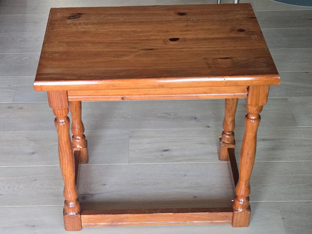 Massief eik bijzettafeltje,afmetingen lengte 60 cm op 40 cm, Ophalen of Verzenden, Gebruikt