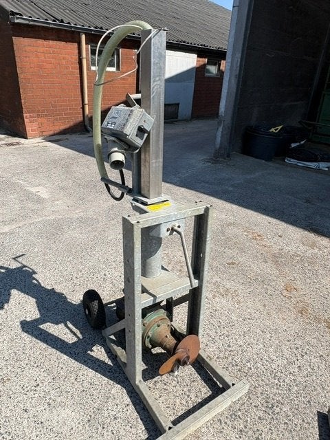 Mestmixer, Zakelijke goederen, Ophalen