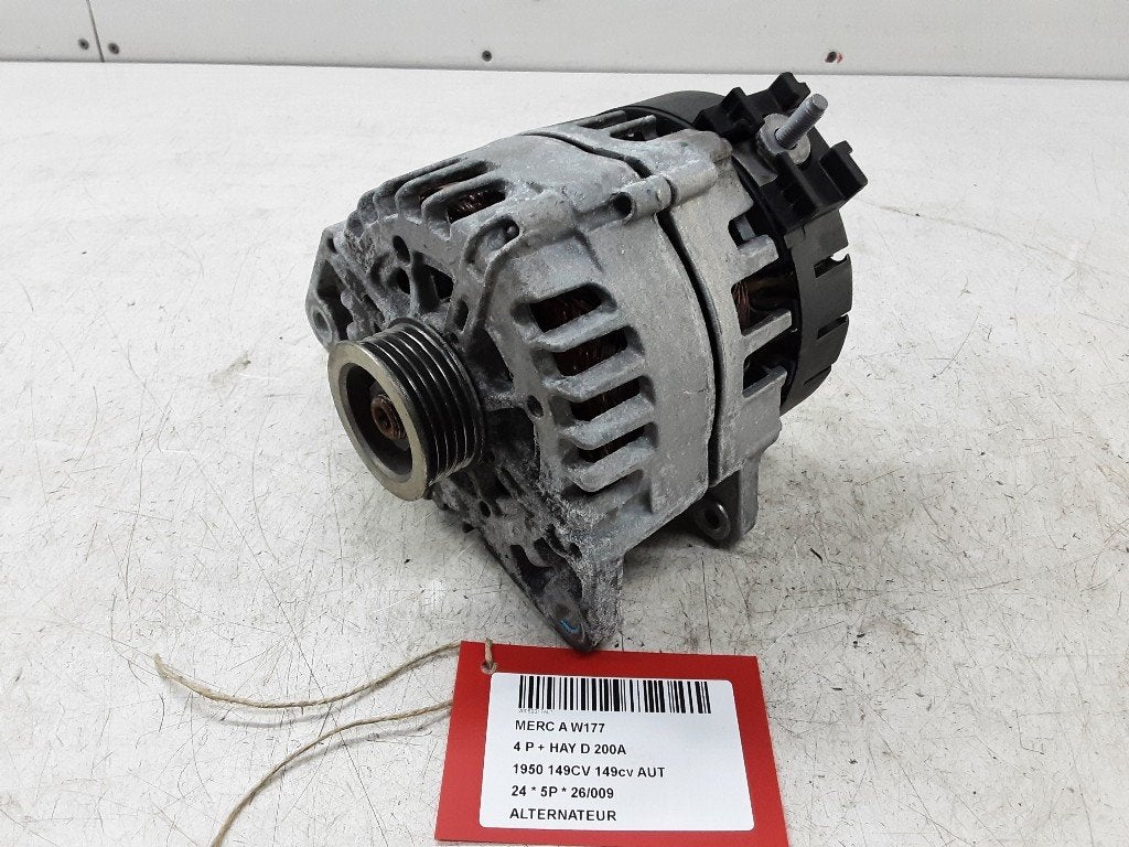 DYNAMO Mercedes-Benz A (177.0) (A0009063903), Gebruikt, Mercedes-Benz, Mevr. I. Hauben, Rue de l'Espoir 34 34
4030  GRIVEGNÉE, BE