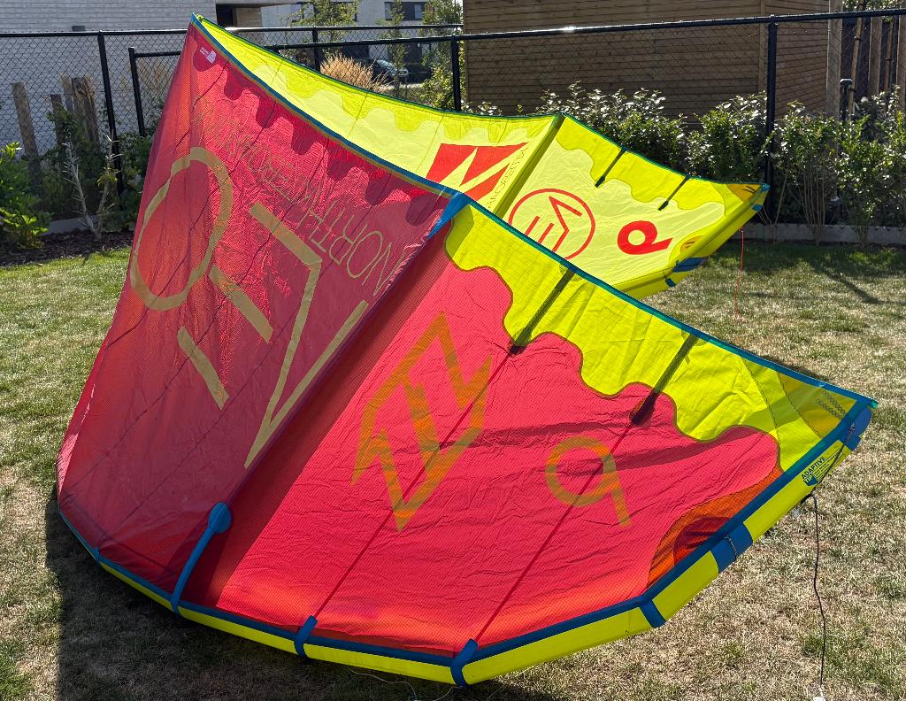 Cerfs-volants à vendre, Comme neuf, Enlèvement, Ensemble de kite, 12 m²