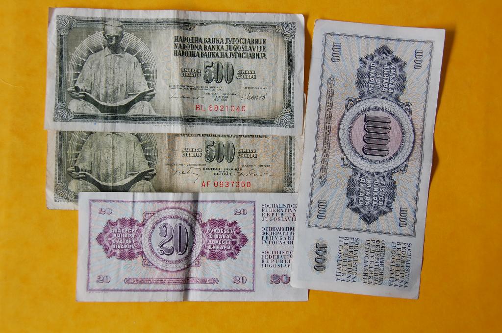 JUGOSLAVIJE : 4 verschillende biljetten, Verzenden, Setje