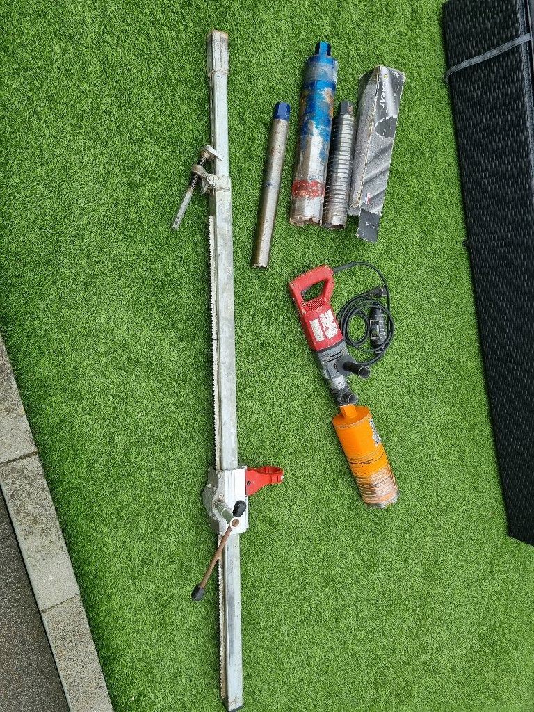 Beton klokboormachine - droog boren - met statief, Ophalen, Gebruikt, 600 watt of meer, Boormachine