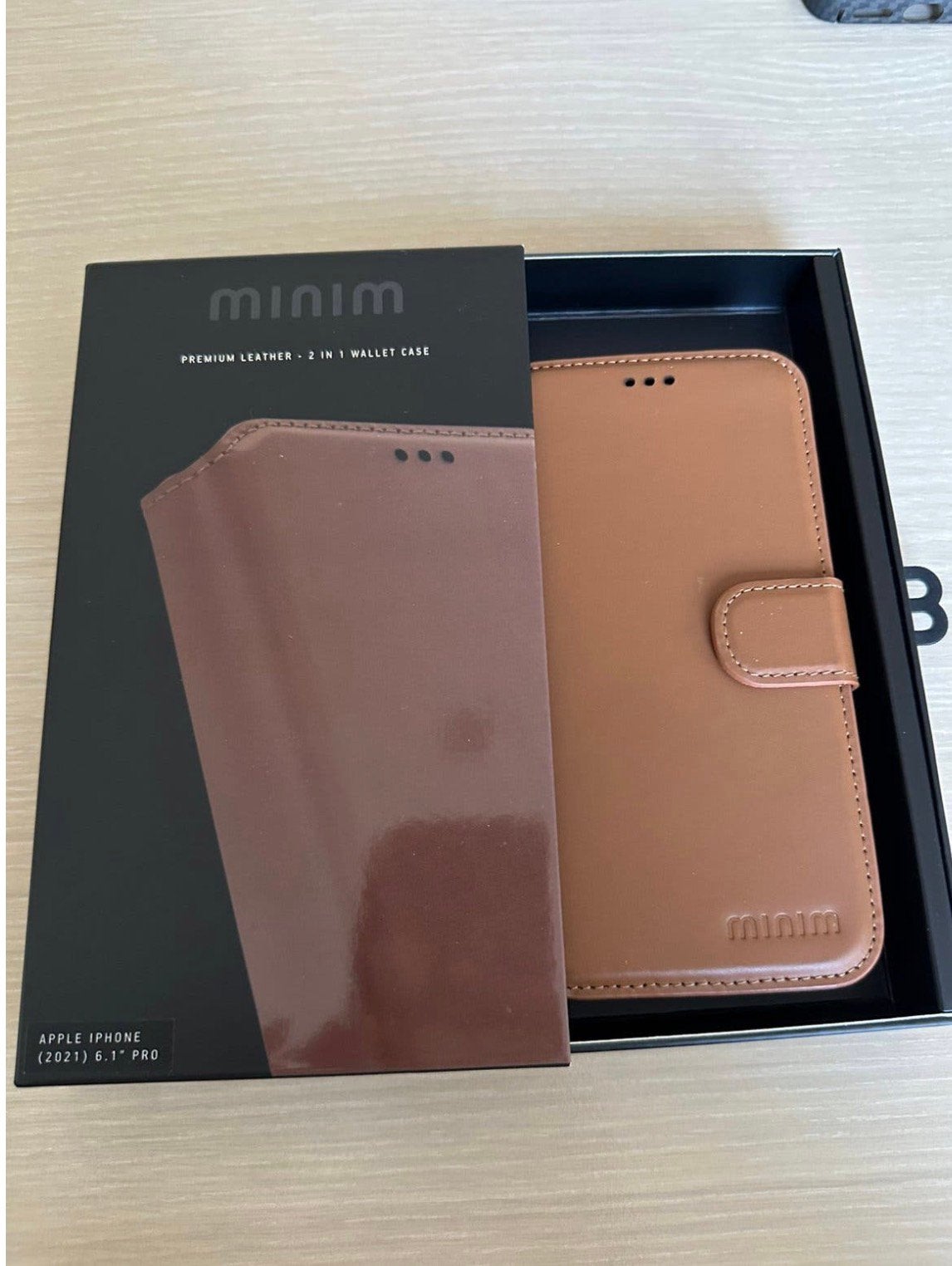 Minim Premium Leather Wallet Case – iPhone 13 Pro – in doos, Telecommunicatie, Mobiele telefoons | Hoesjes en Screenprotectors | Apple iPhone