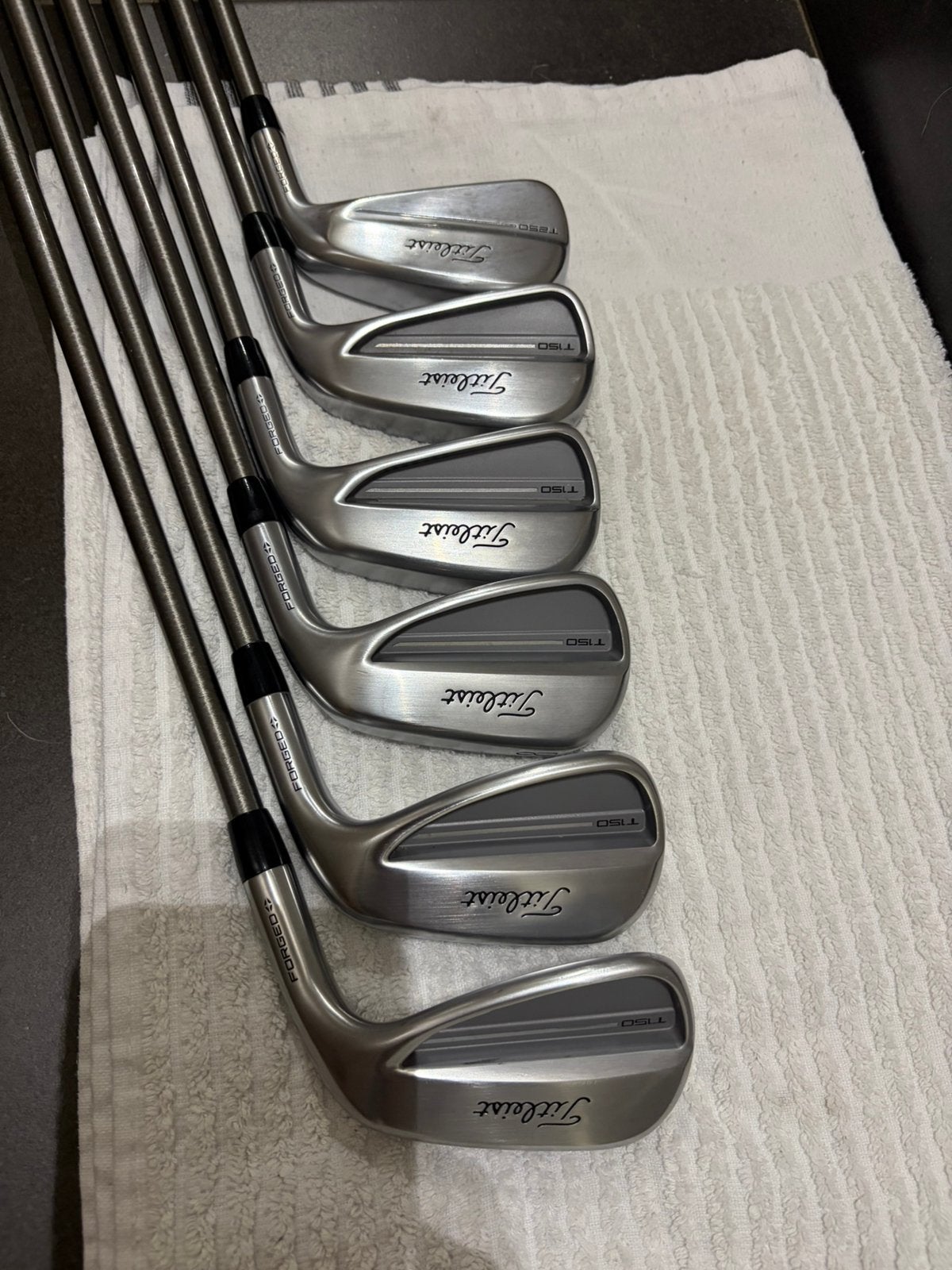 Titleist T150 p-5 Aerotech steelfiber j88, Sports & Fitness, Golf, Enlèvement ou Envoi, Comme neuf