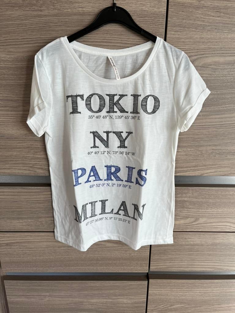 Tshirt stradivarius dsmes maat medium, Ophalen, Zo goed als nieuw
