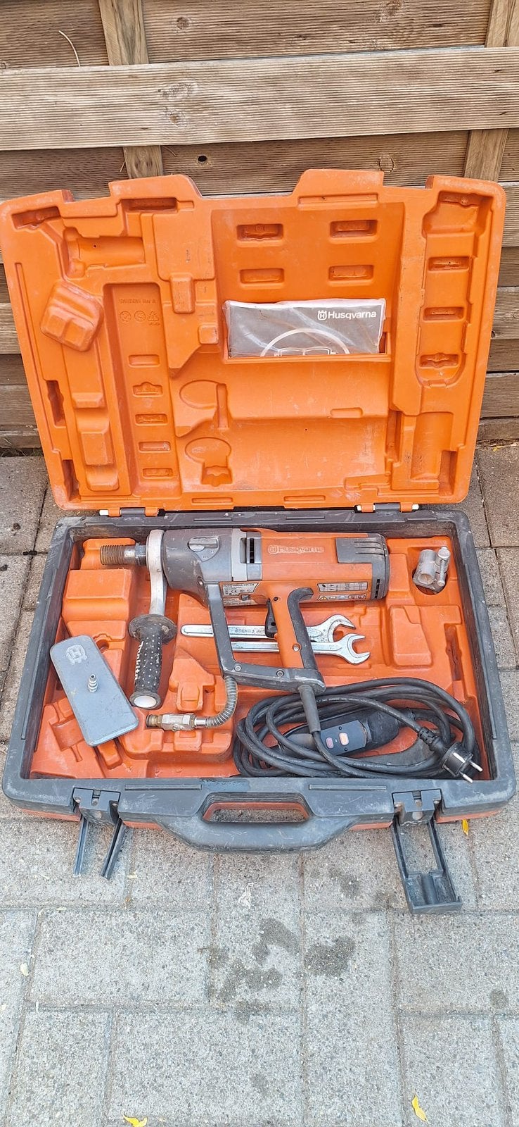 Husqvarna DM 230 met diamantboren, Doe-het-zelf en Bouw, Ophalen, Zo goed als nieuw