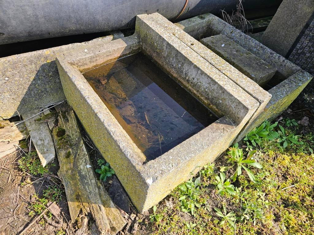 Drinkbak beton, Zakelijke goederen, Ophalen