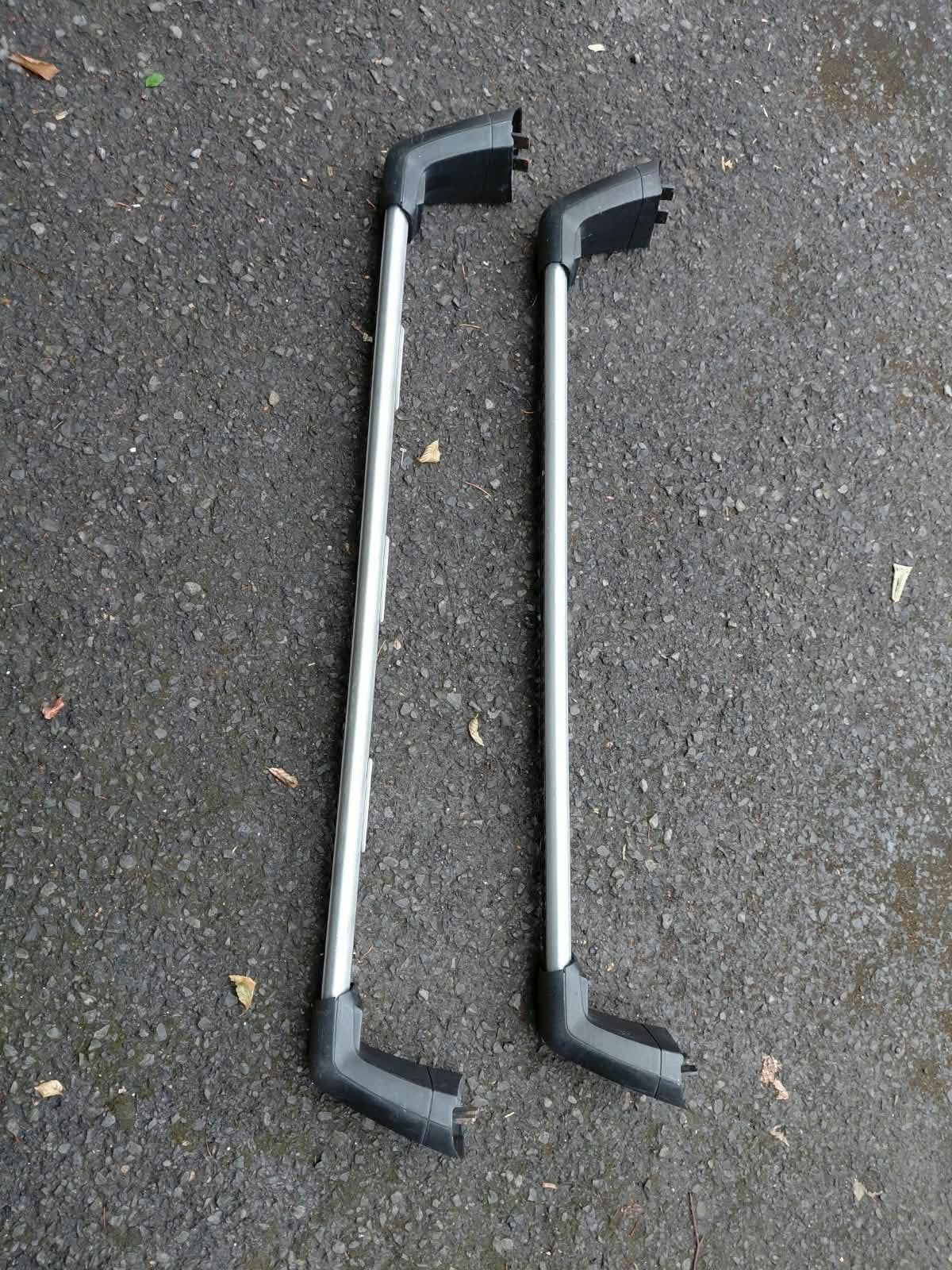 Mercedes - Benz w204 dakdragers, Auto diversen, Ophalen, Zo goed als nieuw