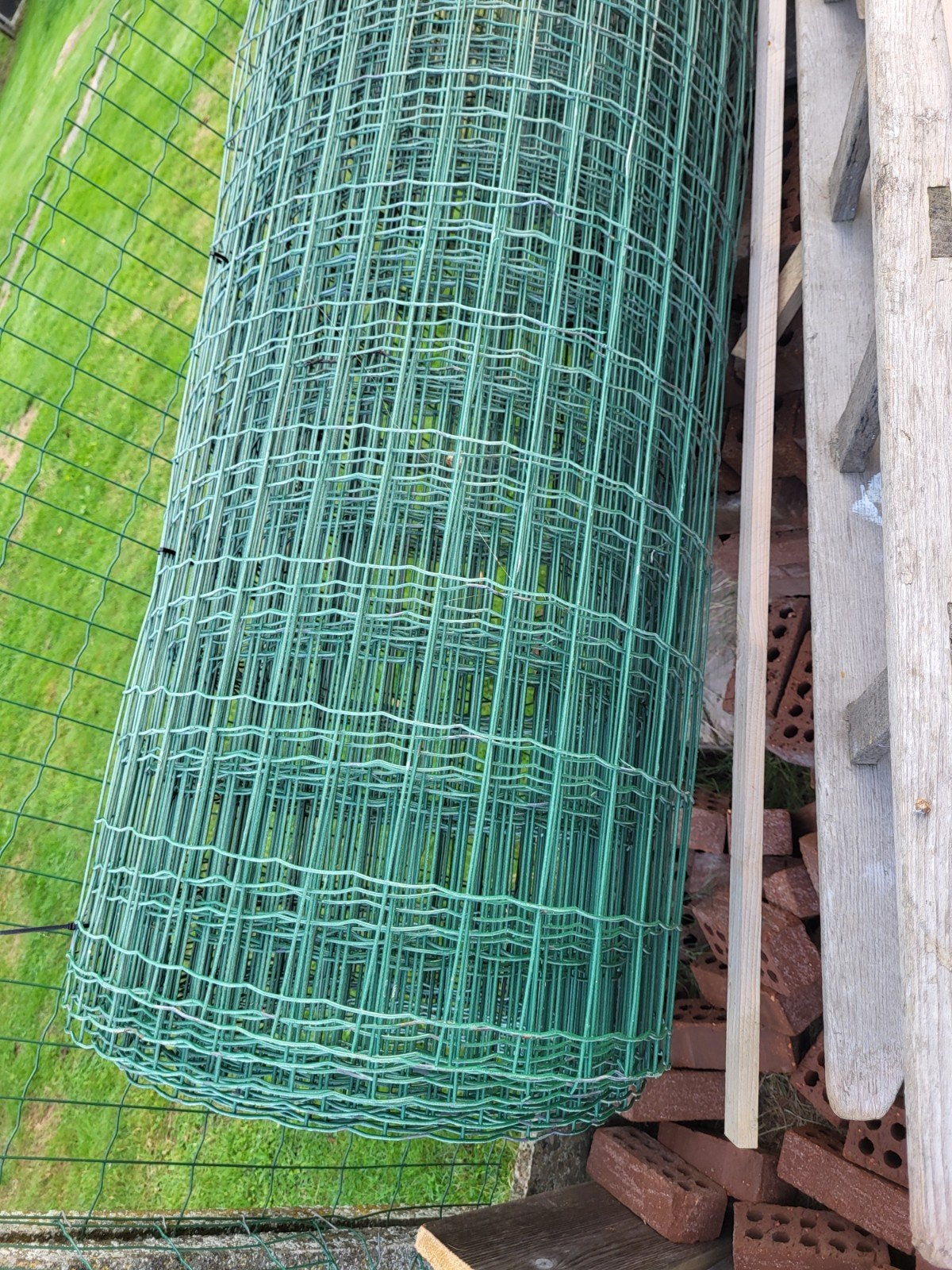 Te koop: tuinafsluiting / draadgaas
Gebruikt, maar nog in ze, Tuin en Terras, Gaas en Draad, Ophalen