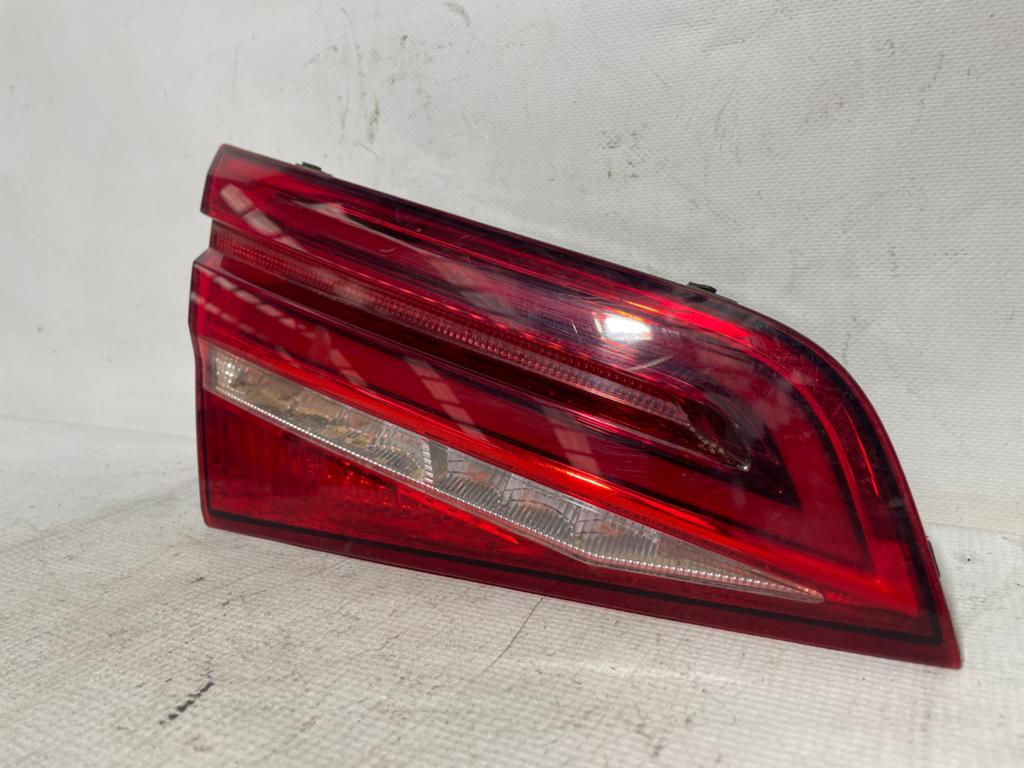 Feux arriere gauche INNONDE AUDI A3 8V4945093C, Audi, Enlèvement, Utilisé