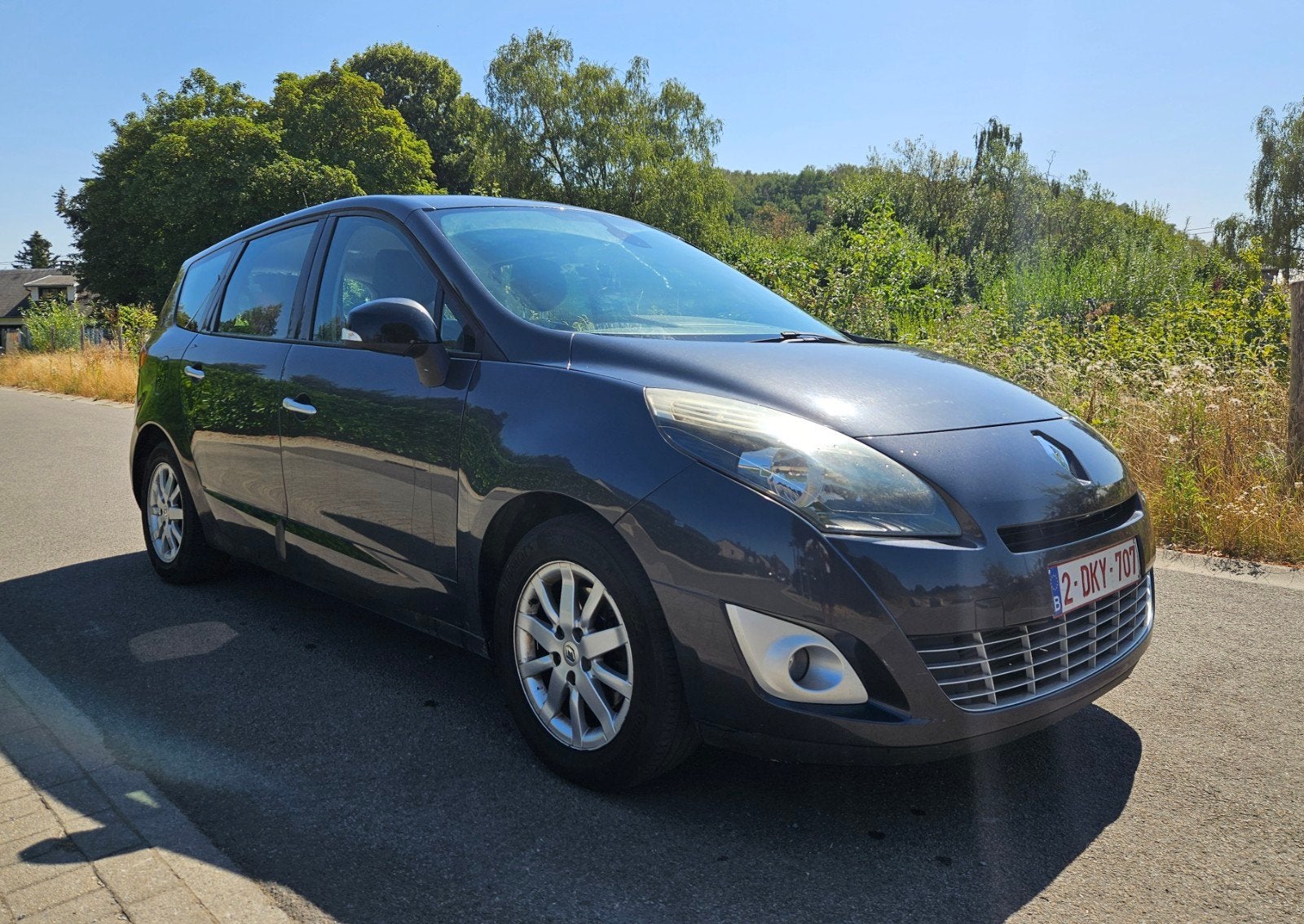 Renault Scenic 7places prête à immatriculer, Autos, Renault, Euro 5, Achat, 7 places, Boîte manuelle