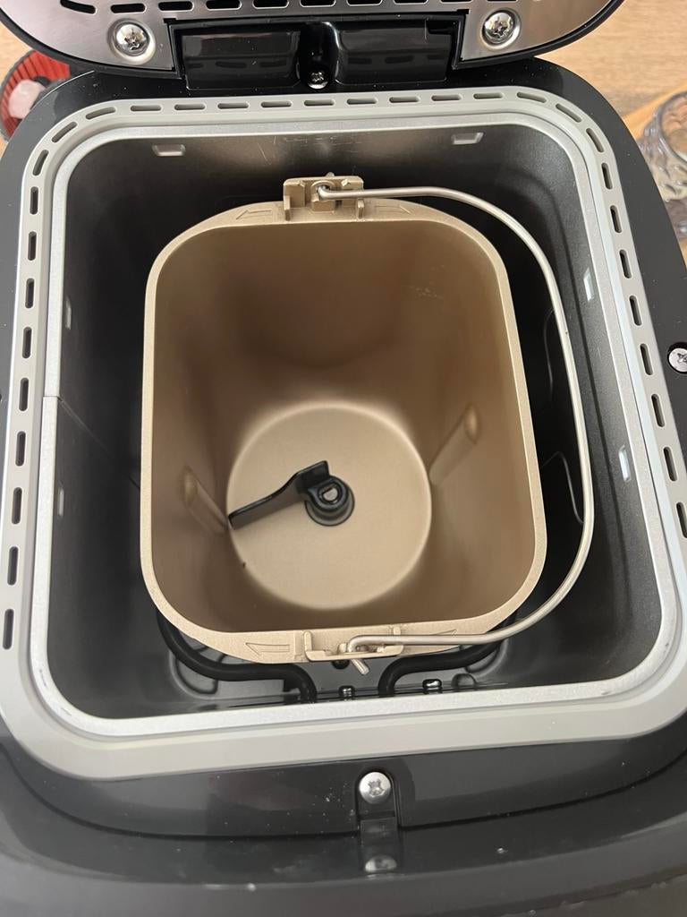 Machine a pain pratiquement neuve, Enlèvement, Comme neuf