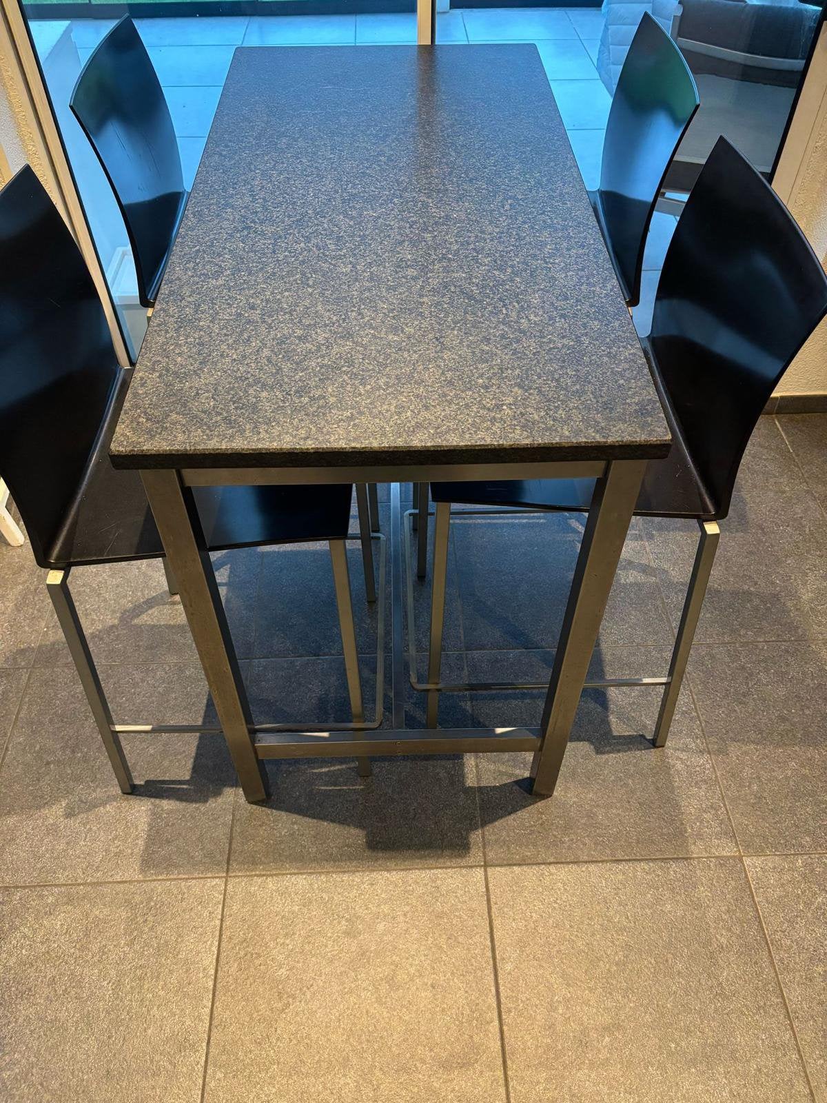 Hoge tafel met krukken, Huis en Inrichting, Ophalen, Gebruikt, Modern, 4 tot 6 stoelen