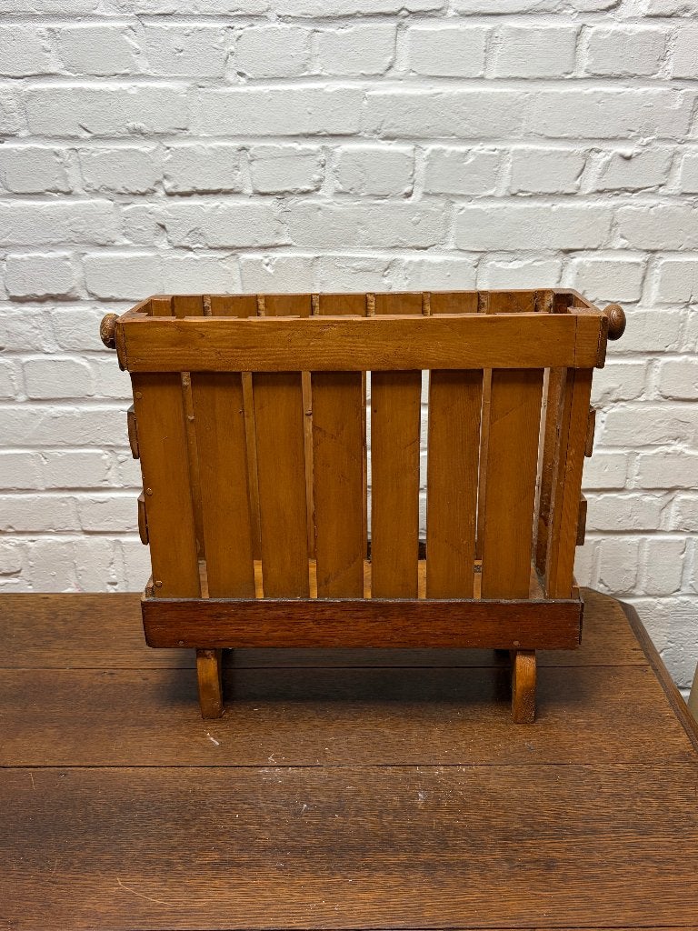 Vintage Houten Lectuurbak / Krantenbak, Corbeille à journaux, Enlèvement ou Envoi, Weet ik niet, Vintage