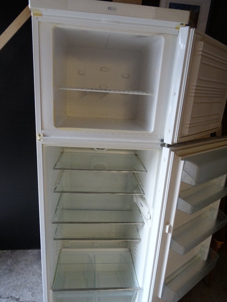 frigo congélateur miele ventilée, Electroménager, Réfrigérateurs & Frigos, Classe énergétique A ou plus économe, Avec compartiment congélateur