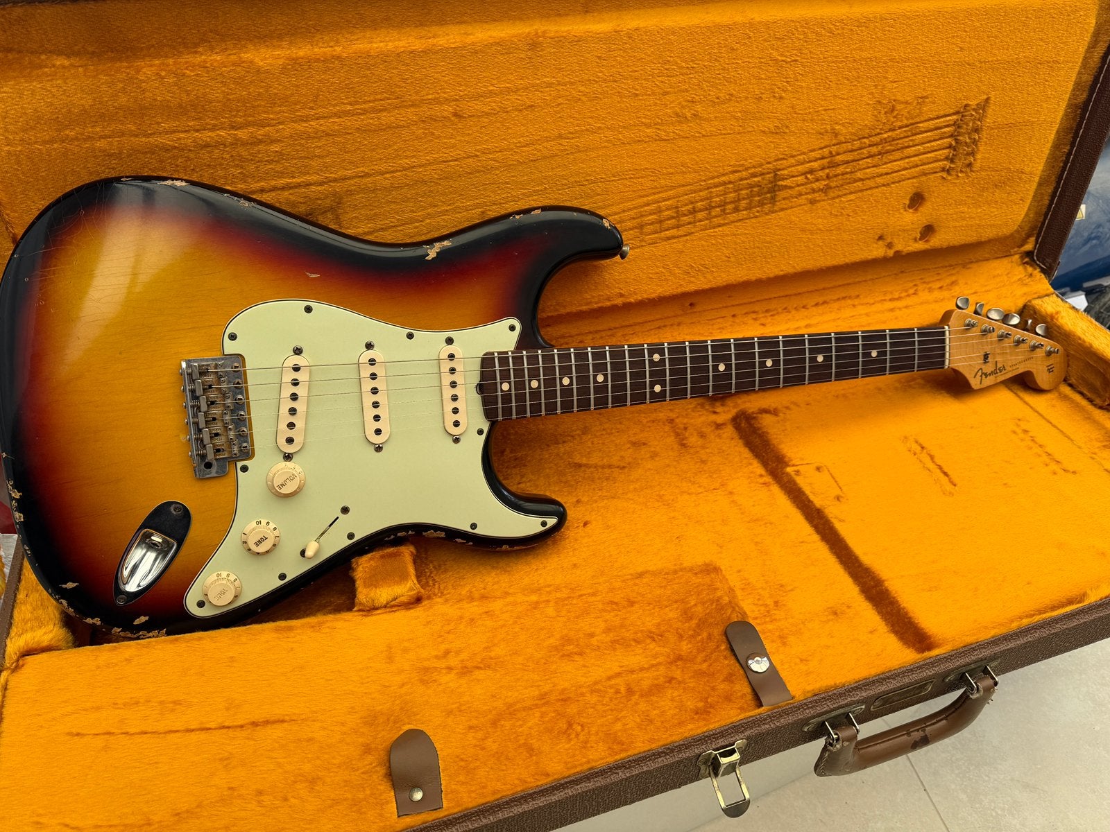 Fender Stratocaster CS 60, Muziek en Instrumenten, Snaarinstrumenten | Gitaren | Elektrisch, Ophalen, Zo goed als nieuw, Fender