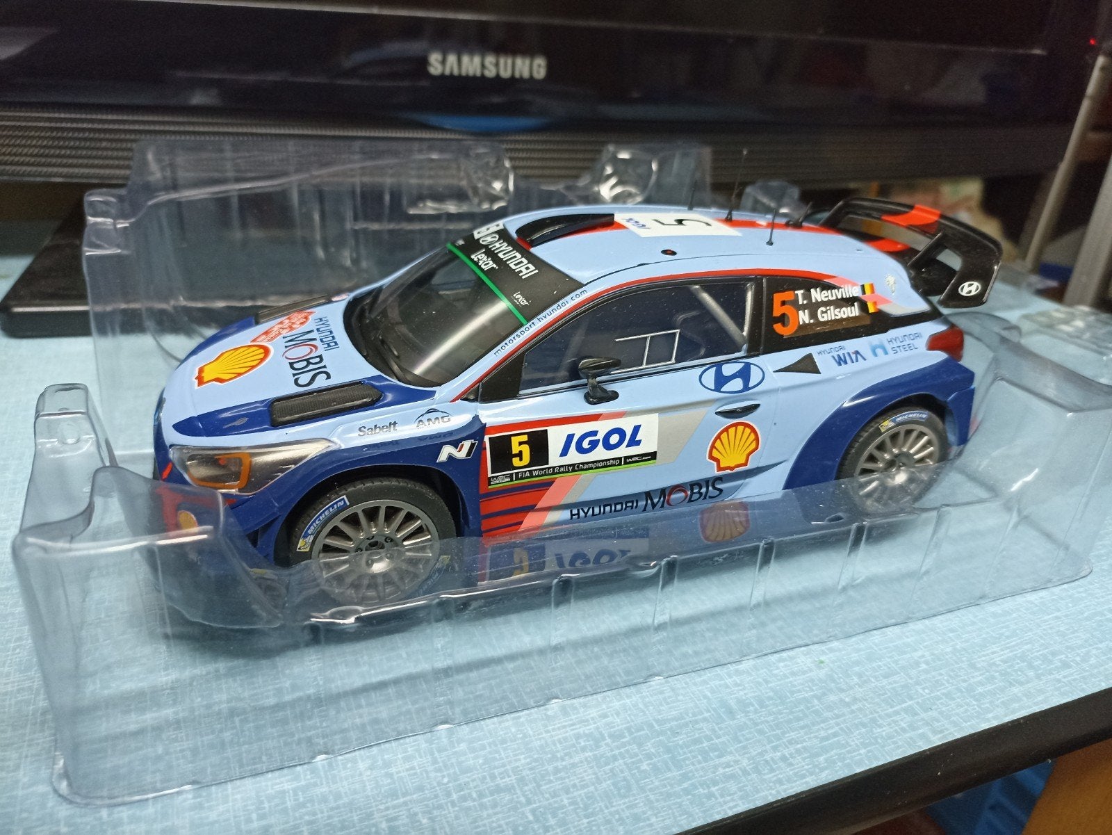 Modèle réduit hyundai i20 wrc Neuville/colsoul