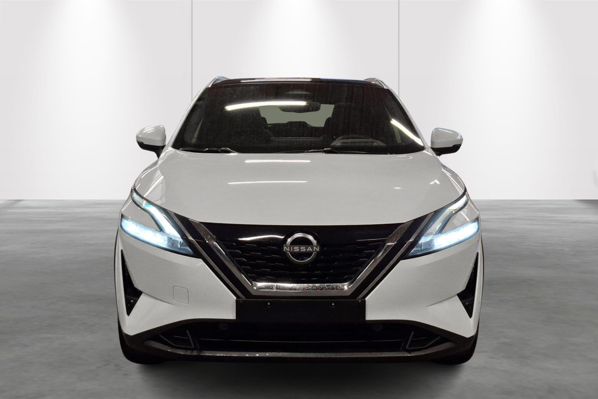 Nissan QASHQAI Hybride-Auto-Pano-Carplay-GPS-Airco, Electronic Stability Program (ESP), 750 kg, Entreprise, 5 portes