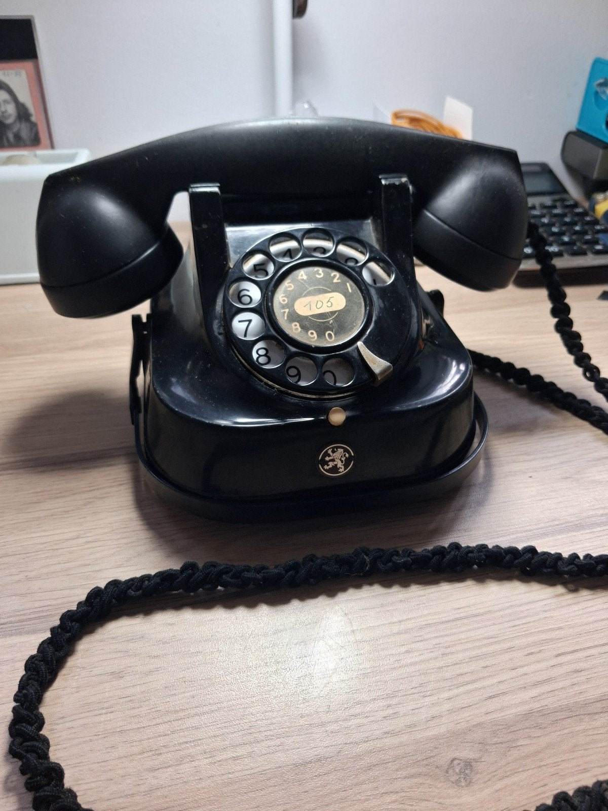 oude telefoon ATEA, Collections, Enlèvement
