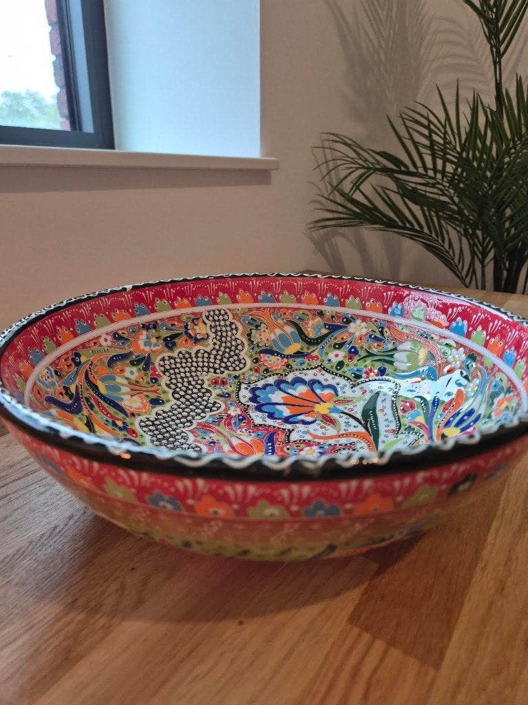 Saladier en céramique avec motifs, Céramique, Enlèvement, Utilisé, Autres styles