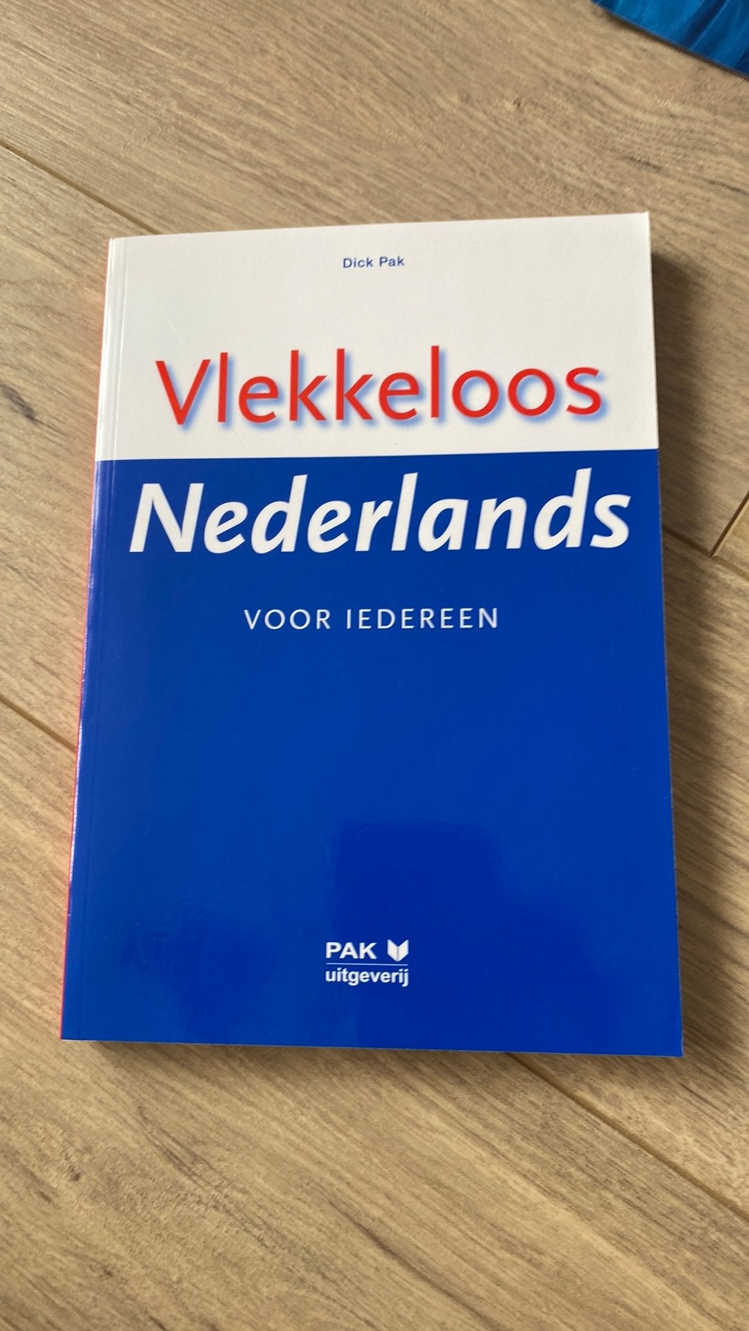D. Pak - Vlekkeloos Nederlands voor iedereen, Boeken, Ophalen of Verzenden, Nederlands, D. Pak